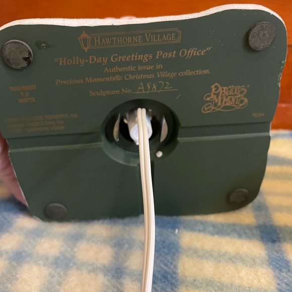 Precious Moments Holiday Hawthorne Village Set of 3! 2002 - Picture 5 of 16